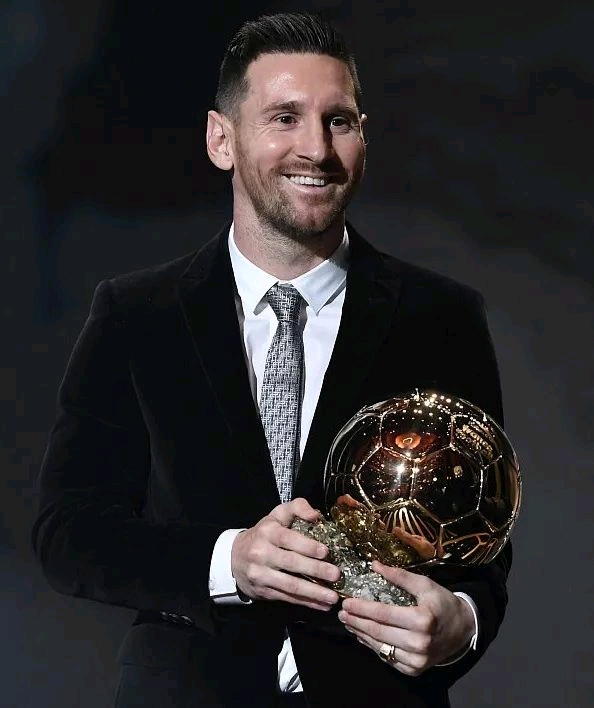 贝尔：维尼修斯和姆巴佩令人失望，他们把进攻变得复杂化了（贝尔：维尼修斯与姆巴佩令人失望，让球队进攻过于复杂）