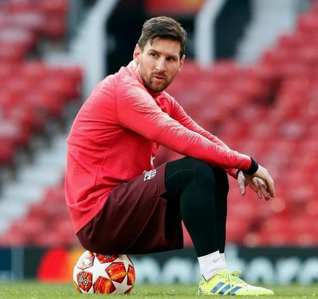 名宿：尼科-帕斯像托蒂，他是意甲最好的球员理应回皇马效力（名宿盛赞尼科-帕斯堪比托蒂：意甲最佳，理应回归皇马）