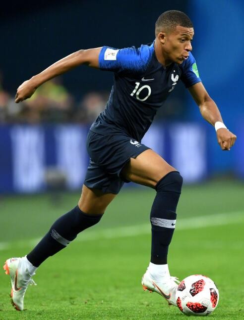 蓝军近10次过招枪手仅1胜，能否打破1561天不胜魔咒？（蓝军近10战枪手仅胜一场，能否终结长达1561天的不胜尴尬？）