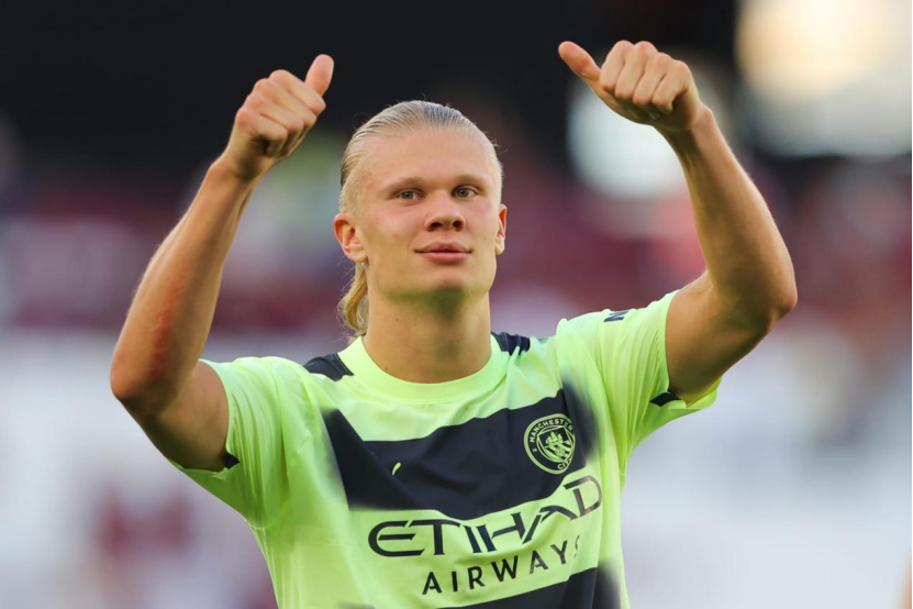 马卡：亚马尔父亲与贝蒂斯球迷起冲突，球场保安介入调停（马卡报道：亚马尔父亲与贝蒂斯球迷发生争执，球场安保入场调解）