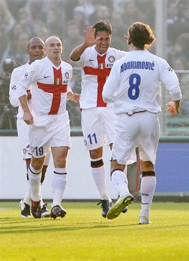 亚冠二级半场：安在俊建功，浦项铁人暂1-0卡雅FC（亚冠半场战报：安在俊破门，浦项铁人暂以1-0领先卡雅FC）