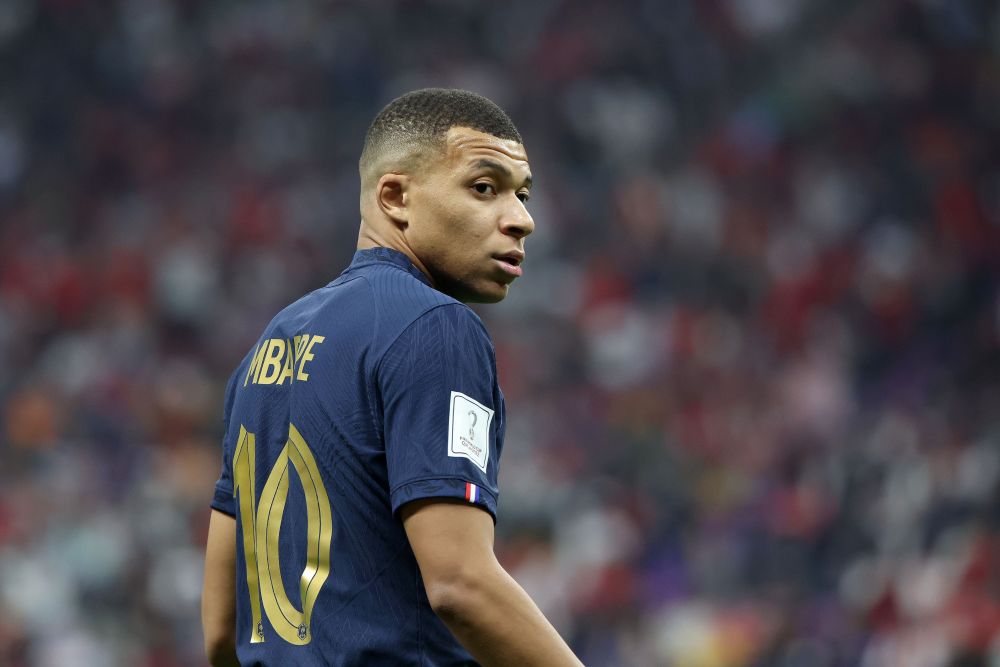 记者：谢什科表达了加盟曼联的愿望，但需更多时间做最终决定（记者：谢什科有意加盟曼联，最终决定仍需时间）