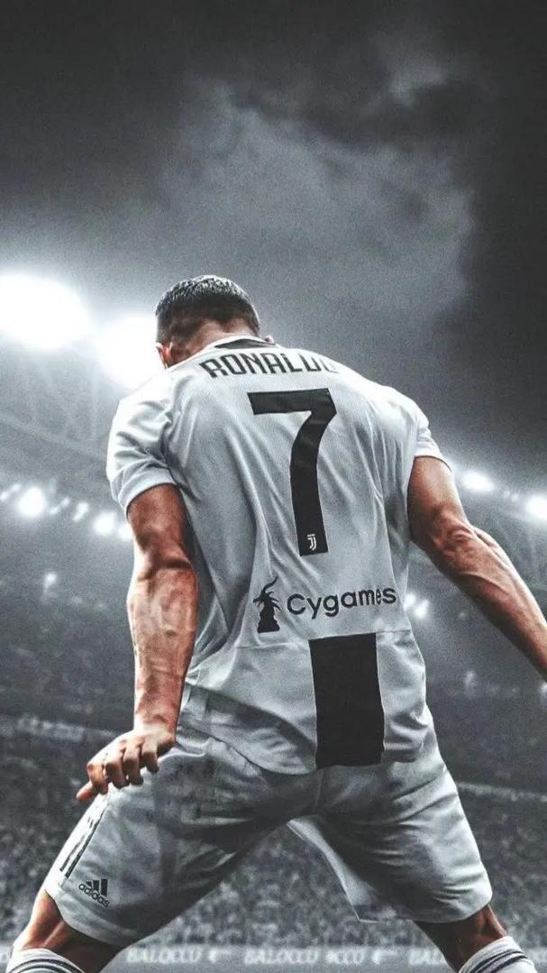 布达佩斯Major：枪法碾压！绿龙13-8战胜液体取开门红（布达佩斯Major：绿龙火力压制，13-8力克液体迎来开门红）